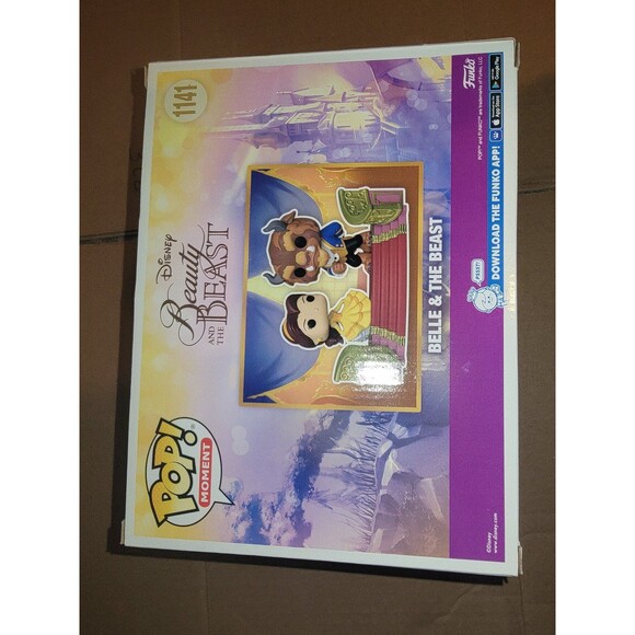 Moment Beauty and The Beast Belle & The Beast 1141 Figure - Picture 3 of 5